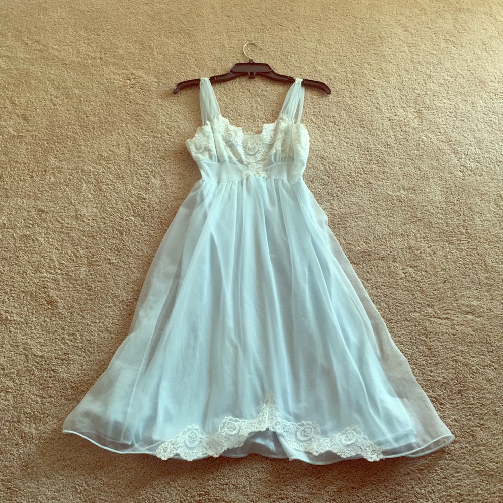 Lovely vintage nightgown